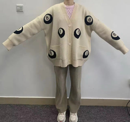 8 ball cardi