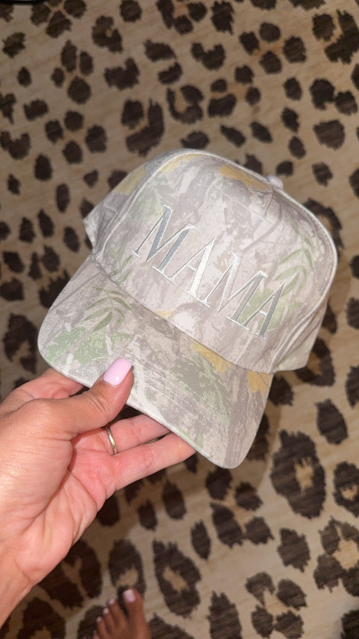 Mama camo hat